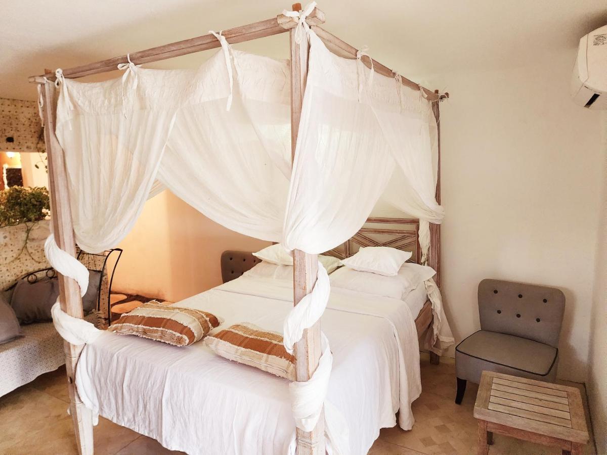 Perle Stone Studio- Bed And Breakfast Simpson Bay Extérieur photo
